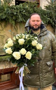 Bukiet białych róż