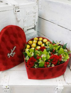 Flower Box Serce + Ferrero Rocher 